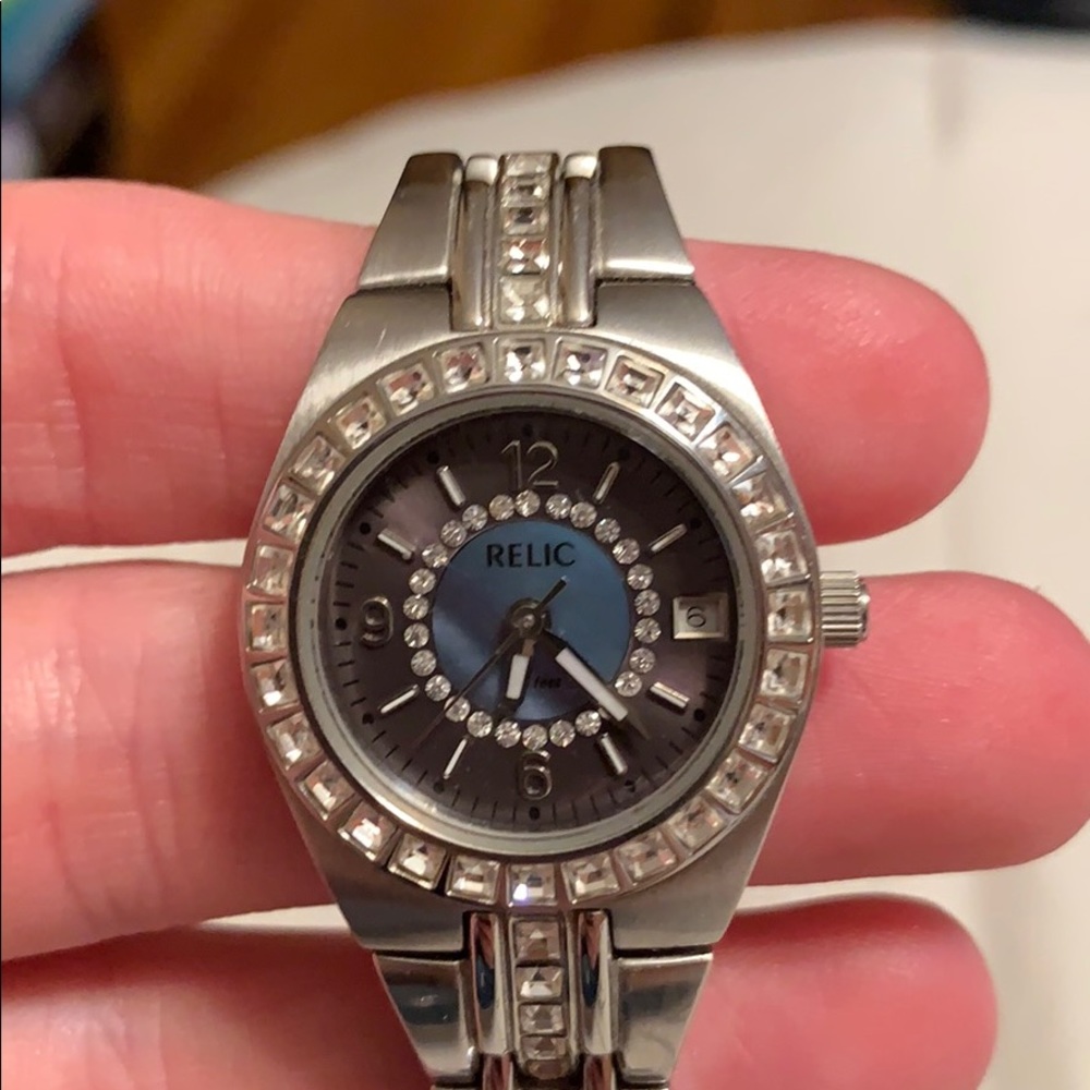 Watch - Picture 2 of 4